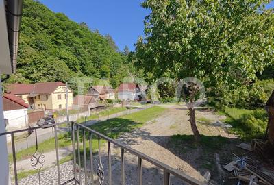 Casă individuală cu 8 camere cu Canalizare în Cisnădioara - 7
