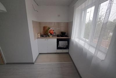 Vand casa in comuna Radovanu - 8