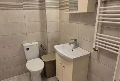 Apartament cu 2 camere semidecomandat în Fundeni