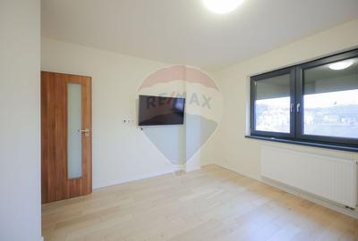 Apartament cu 2 camere de vânzare, ultracentral, Parcul Petőfi Sándor - 4