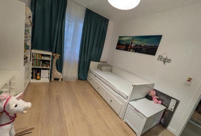 Apartament cu 3 camere decomandat în Turnișor - 2