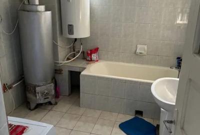 Casă cu 7 camere cu Teren 1974 Mp în Sud - 5