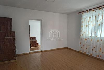 Casă cu Teren 1270 Mp în Transilvaniei - 4