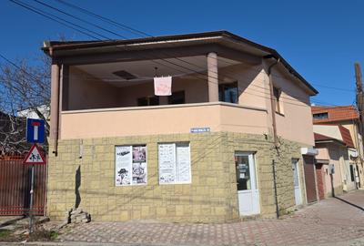 Casă cu 5 camere cu Teren 176 Mp în Stadion - 1