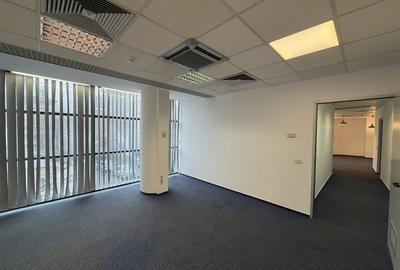 Birou, de 120 mp, în Universitate - 6