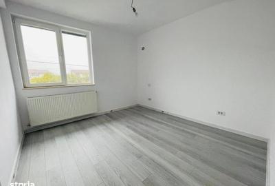 Casă cu 4 camere cu Teren 300 Mp în Domnești