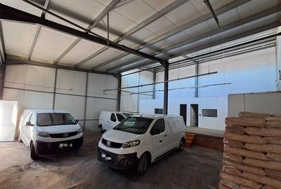 Spațiu comercial, de 200 mp, în Central - 6