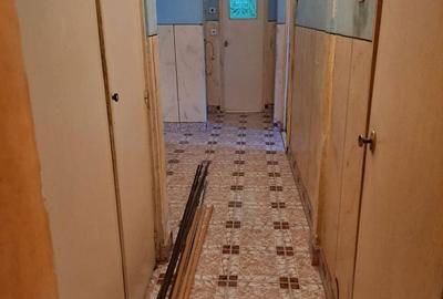 Apartament cu 3 camere decomandat în Lăpuș Argeș - 2