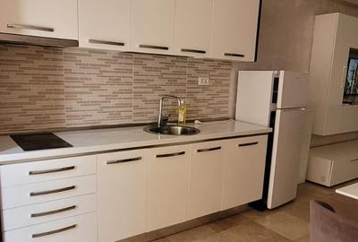 Apartament cu 3 camere semidecomandat, mobilat în Central - 12