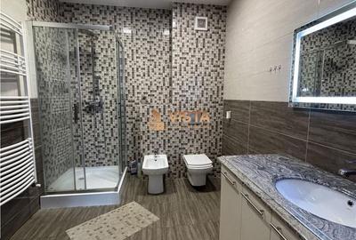 Apartament cu 4 camere, mobilat în Tractorul - 15