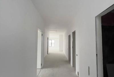 Apartament cu 4 camere în Central - 13
