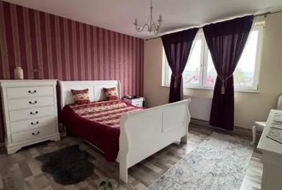 Casă cu 7 camere cu Teren 2000 Mp în Rădăuți - 5