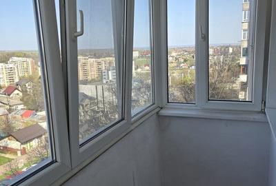 Apartament cu 2 camere decomandat în Tătărași - 11