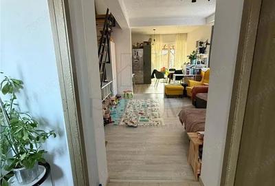 Casă cu 4 camere cu Teren 270 Mp în Utvin - 3