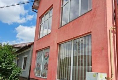 Spațiu comercial, de 300 mp, în Aurel Vlaicu - 1