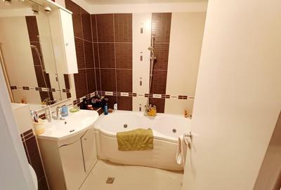 Apartament cu 3 camere decomandat în Central - 3