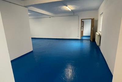 Spațiu comercial, de 200 mp, în Săucești - 2