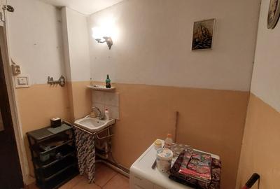 Camera de camin, 20mp, parter, cartier Sarari, zona Liceul Henri Coanda - 3