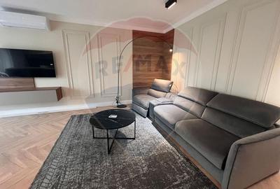 Apartament cu 2 camere semidecomandat, mobilat în Pipera