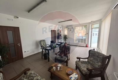 Spațiu comercial, de 53 mp, în Decebal - 1