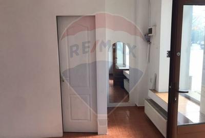 Spatiu Comercial de Inchiriat - Bulevardul Regina Maria - 6