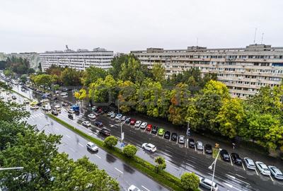 Apartament deosebit, piata Veteranilor, bloc stradal, reabilitat, bucatarie 10mp - 13