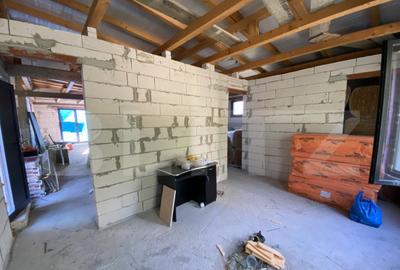 Casa de vanzare 4 camere in suprafata utila de 80 mp - 9