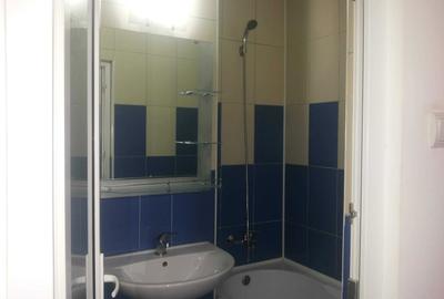 Garsonieră decomandată în Traian - 9