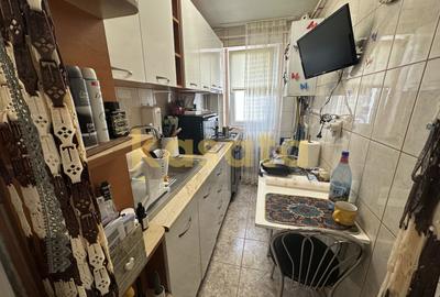 Apartament cu 3 camere circular, mobilat în Veteranilor - 12