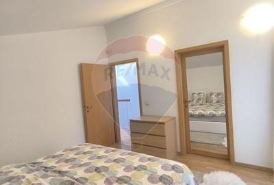 Casa tip duplex de inchiriat - 33