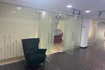 Spațiu comercial, în Central - 9