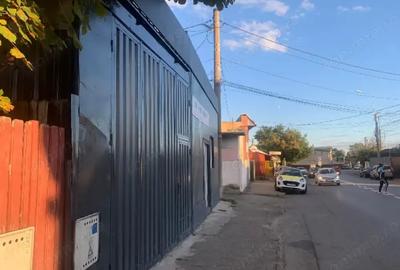 Inchiriez spa?iu comercial ?i hala metalica din panouri sandwich de 10 cm pe strada Gageni 66 Ploies