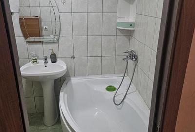 Apartament cu 2 camere decomandat, mobilat în Vasile Aaron - 10