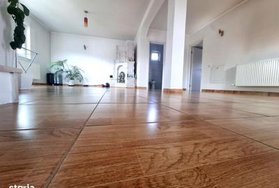 Casă cu 4 camere în Bujoreni - 40