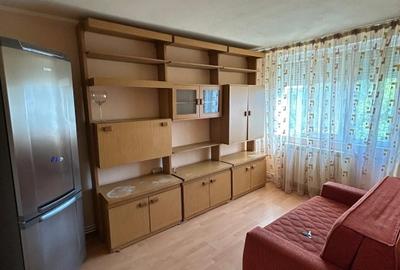 Apartament cu 2 camere decomandat în Micro 19 - 4