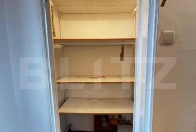 Spa?iu comercial/apartament, 50 mp cu boxa la subsol, zona - 7