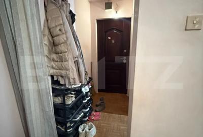 Apartament cu 2 camere semidecomandat în Micro 9