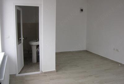 Spațiu comercial, de 470 mp, în Mazepa 2 - 4