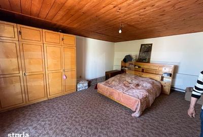 Casă cu 5 camere cu Teren 1579 Mp în Sânmartin - 9