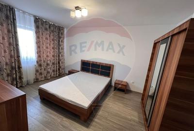 Apartament cu 2 camere de inchiriat- zona ultracentrala- 9 Mai - 3