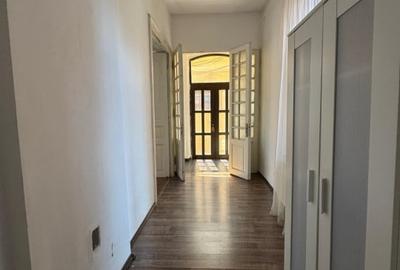 Apartament cu 3 camere, mobilat în Parcul Carol - 4