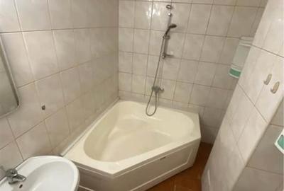 Garsonieră decomandată în Gară - 8