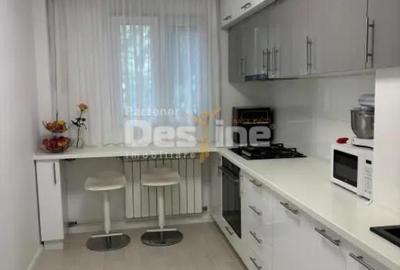 Apartament cu 4 camere semidecomandat în Apusului - 1