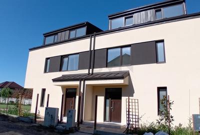 REV2004942 Duplex I 6 camere I de vanzare I Otopeni - 2