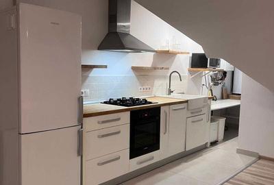 Apartament cu 3 camere semidecomandat în Central - 7