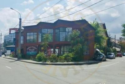 Spațiu comercial, de 200 mp, în Central