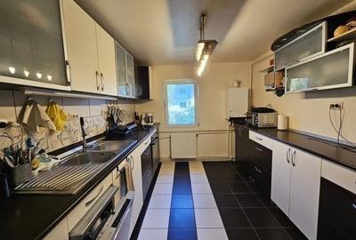 Apartament cu 4 camere decomandat, mobilat în Frumoasa - 2