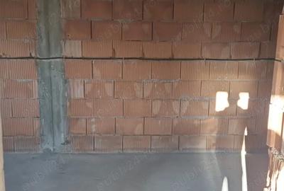 Apartament la casa parter+etaj+ curte in Episcopia Oradea - 4