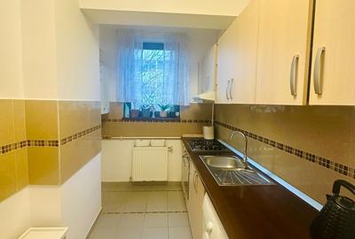 Bloc 2009 vizavi de metrou, ap. cu centrală proprie, mobilat și utilat - 9