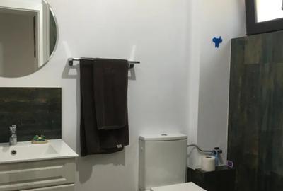 Casă cu 7 camere cu Teren 510 Mp în Central - 9